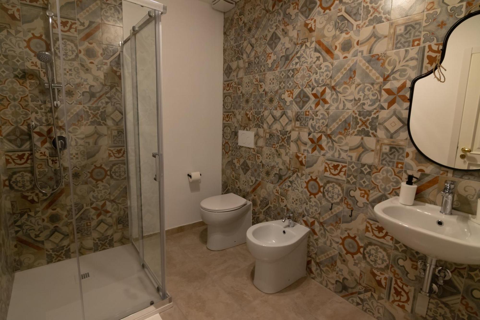 R-Home Exclusive Rooms Catánia Buitenkant foto